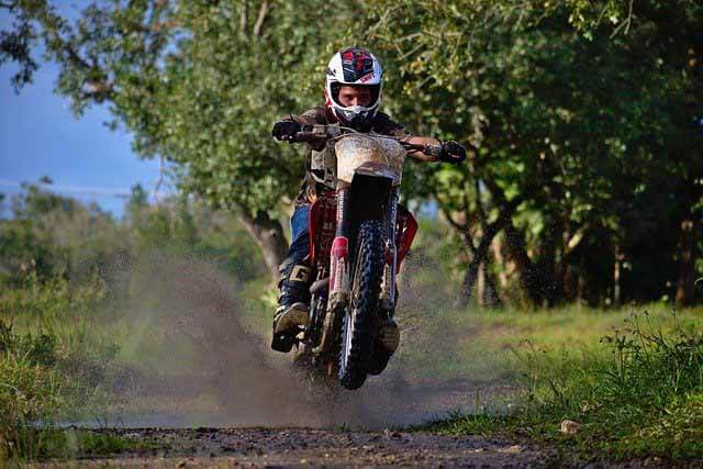 Do-you-need-a-Full-Face-helmet-for-trail-riding-agvsport