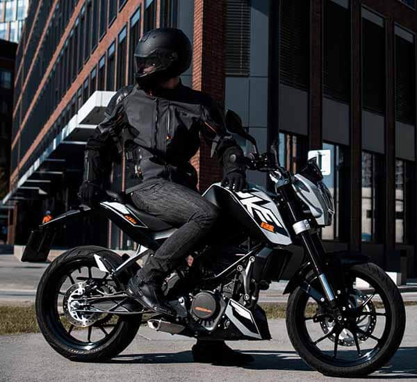How-to-choose-your-first-motorcycle-in-three-easy-steps-agvsport
