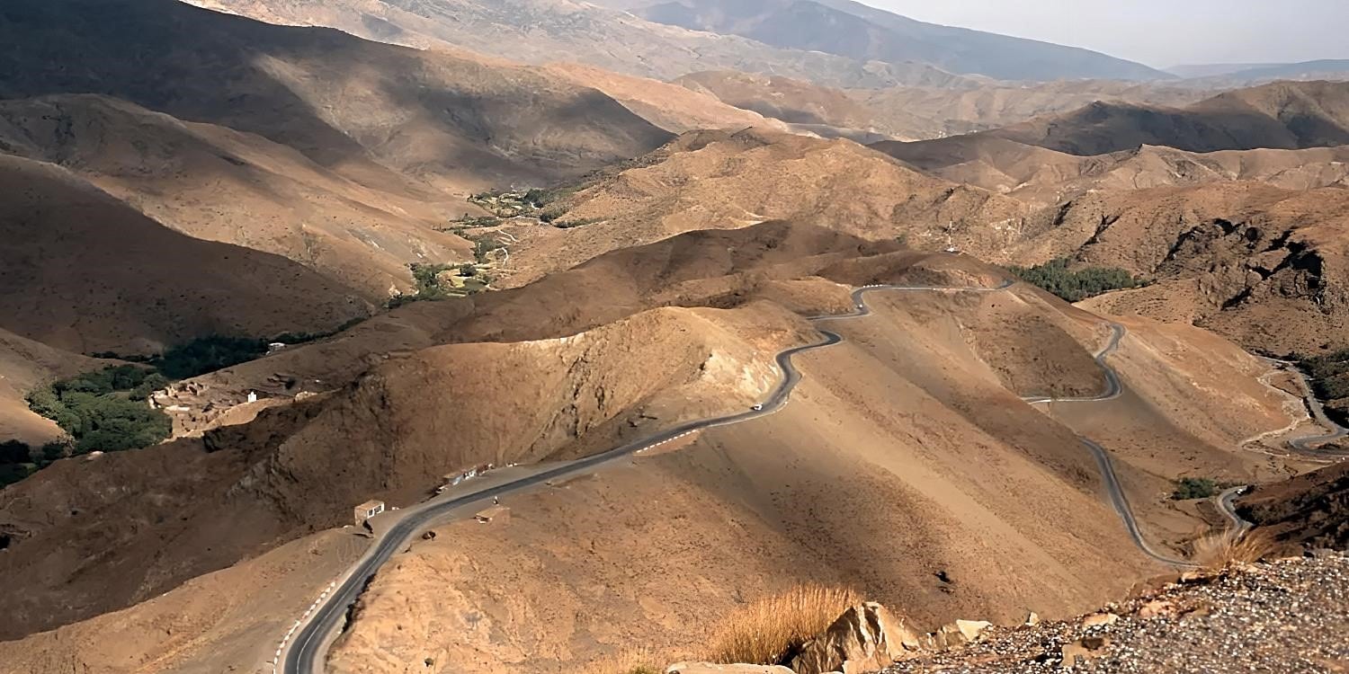The Tizi-n-Test Road: This challenging route crosses over the High Atlas Mountain at an elevation of 2,092 meters, linking Marrakech to the southern plains. It rises rapidly through incredible hairpin turns and sweepers. The road is marked as dangerous and difficult to maneuver, which is a draw for intrepid motorcyclists.