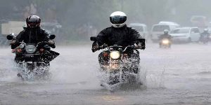 The Best Motorcycle for Rain in 2023: A Guide to Factors and Safety Tips for Riding on Wet Roads