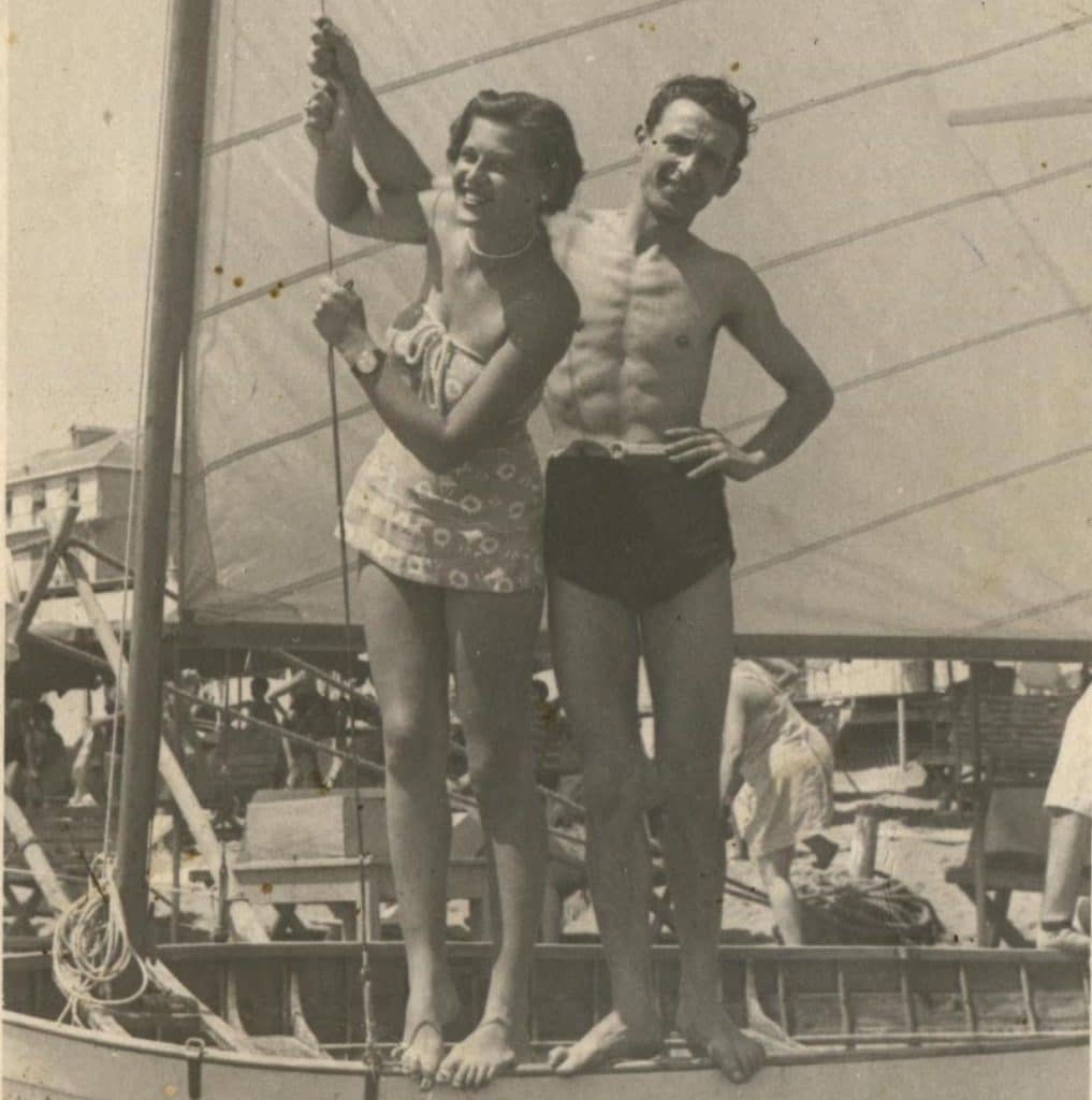 Amisano Gino and Luciana Morando on a sailboat during their honeymoon.