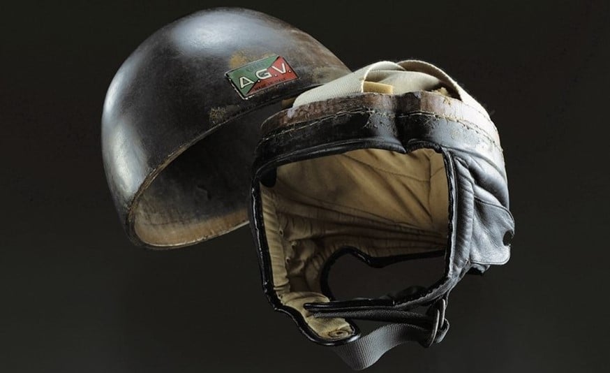 The plush and cushioned inner lining of the AGV Model 160, the first-ever AGV fiberglass helmet.