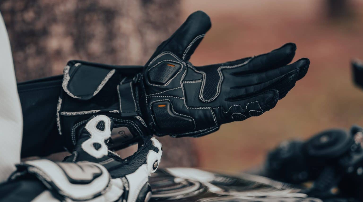 Are Motorcycle Gloves Supposed to Be Tight? Sizing Tips, Factors, and Top Picks AGVSPORT