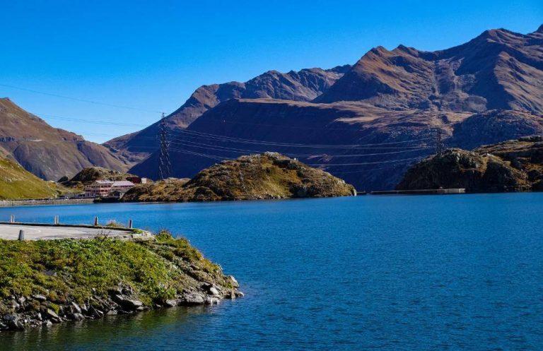 10 Best Alps Motorcycle Routes That Are Outta This World